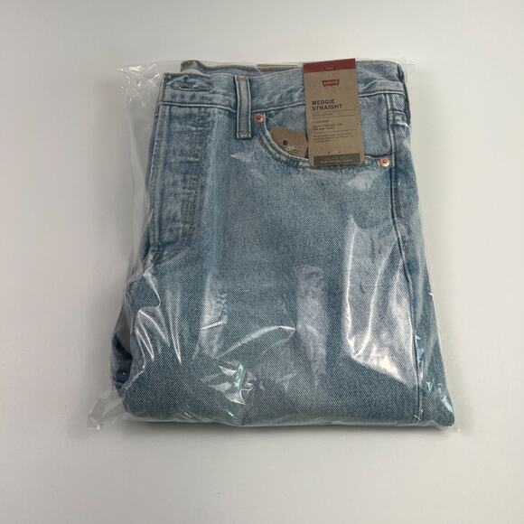 Levi's Women Wedgie Straight Fit High Rise Button Fly Jeans 32x28 Blue NWT - Picture 16 of 16